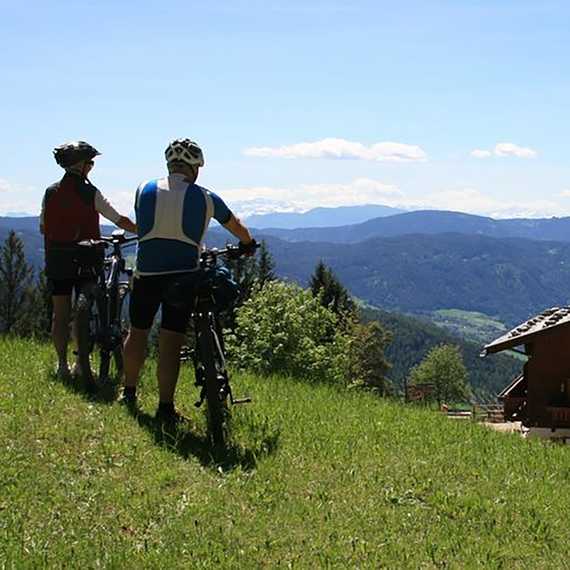 Giro con l'e-bike da Bolzano al Hofer Alpl